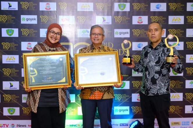 
 Gowa Raih Kepala Daerah Peduli Lembaga Penyiaran dan LPPL Radio Terbaik di KPID Award 2024