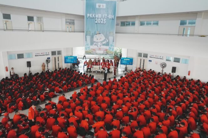 
					Didepan Ribuan Mahasiswa, Bupati Gowa Tekankan Pembentukan Karakter, Mental dan Kepemimpinan