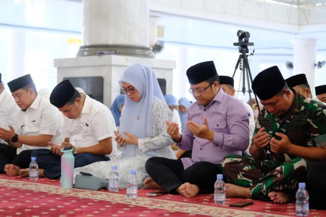 
					Serukan Kedamaian, Pemkab Gowa Lakukan Tausyiah, Zikir dan Doa Bersama Masyarakat