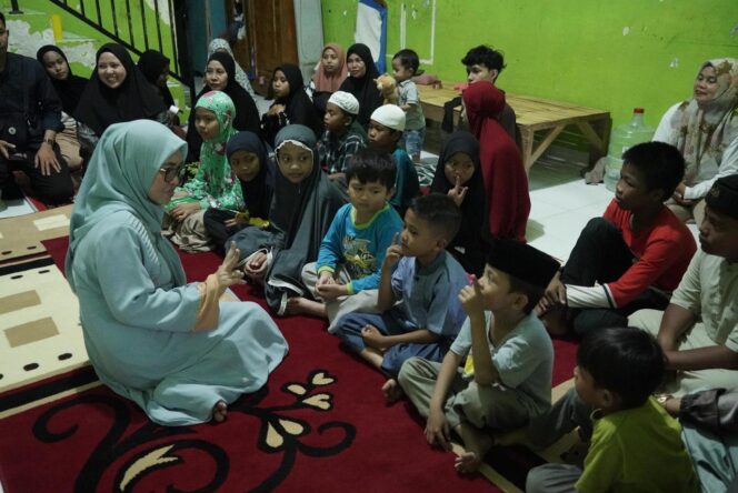 
					Peringatan Maulid di Gowa Jadi Momentum Berbagi Hilangkan Kesenjangan Antara Pemerintah Dengan Masyarakat.