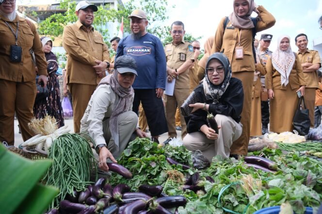 
					Inspeksi Langsung ke Pasar, Bupati Gowa Sebut Jelang Idul Fitri, Daya Beli Masyarakat Tetap Terjaga