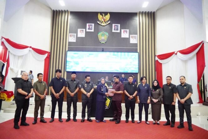 
					Bupati Gowa Serahkan LKPJ, DPRD Gowa Tindaklanjuti Bentuk Pansus