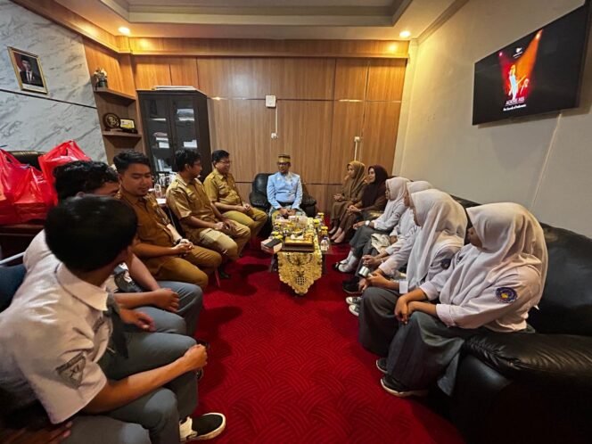 
					Wakil Ketua DPRD Gowa HAR Terima Audiensi Delegasi FLS3N, AKJAGO dan KGBN