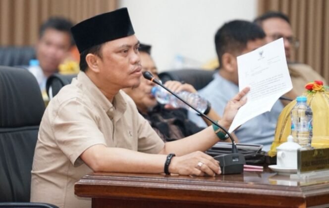 
					Waka Pansus DPRD Gowa Asrul Makkaraus Sebut Gugatan Tidak Hentikan Hak Angket