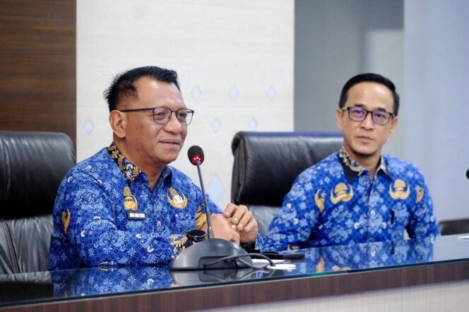 
					Sekda Gowa Ajak Rombongan KTNA Promosikan Produk Unggulan di Penas Petani Nelayan Ke-XVII