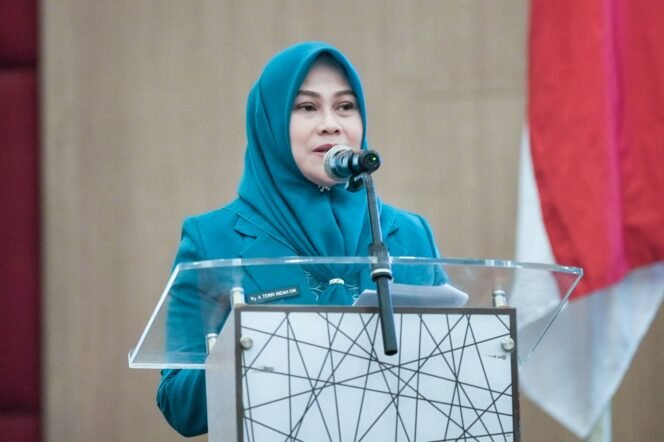 
					Lantik Pengurus Kecamatan, Ketua TP PKK Gowa Tekankan Semangat Pengabdian