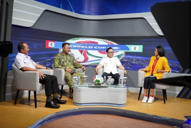 
					Bersama Dandim dan Kadispora, Wabup Gowa Tampil di Dialog TVRI Bahas Antusias Piala Dunia 2026