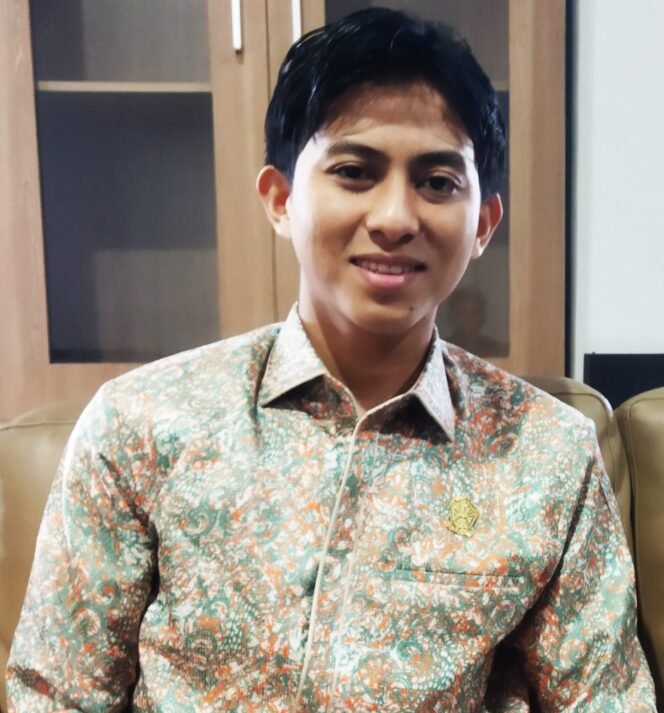 
					Ketua DPRD Gowa Sambut Silaturahmi Kapolresta Gowa, Sebut Sinergi Antar Lembaga Penting