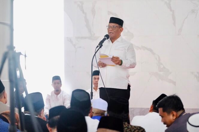 
					Tausiah, Zikir dan Doa Kebangsaan, Sekda Gowa Ajak Masyarakat Jaga Kedamaian Daerah