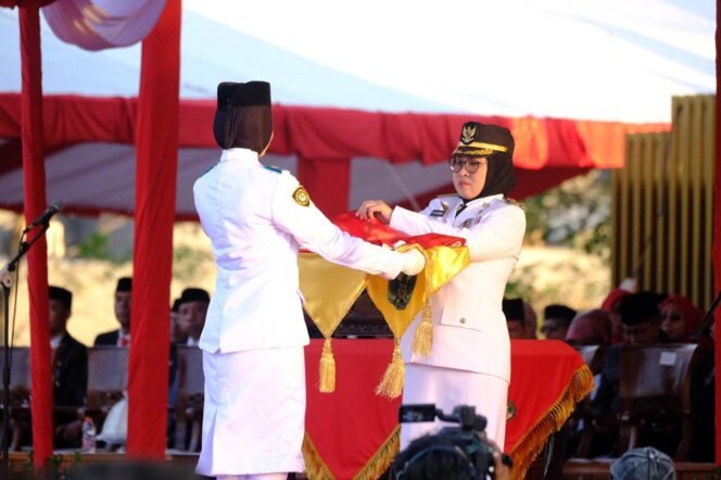 
					Penurunan Bendera HUT RI Sukses, Bupati Gowa Sebut Paskibraka Tuntaskan Tugas dengan Baik
