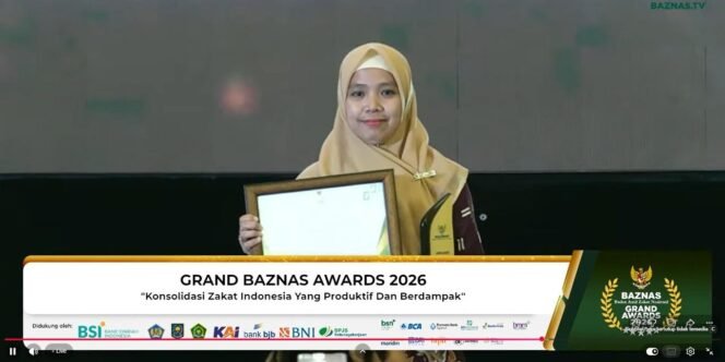 
					Kisah Haru IbuTiga Anak di Gowa Arfawati : Dulu Terhimpit Utang, Kini Raih Grand Baznas Awards 2026